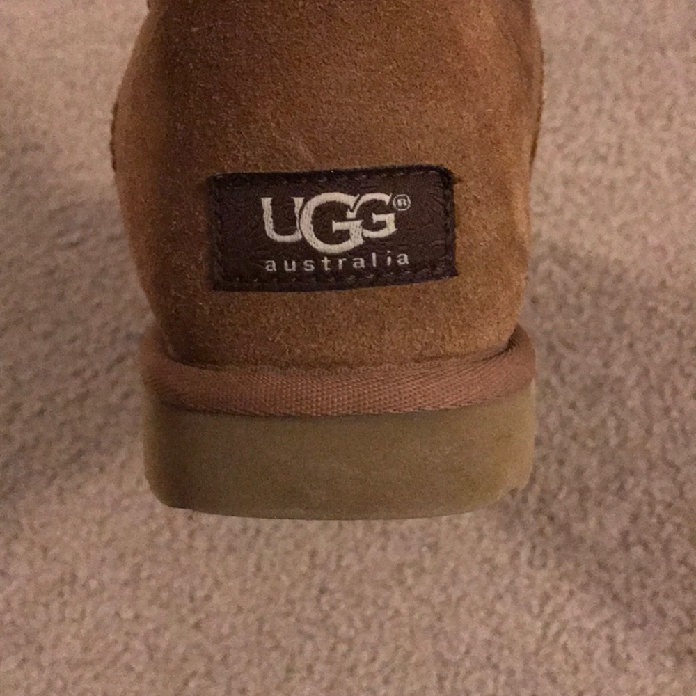 Tan UGGS - Picture 2 of 3